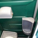 Dk Green Toilet Intr