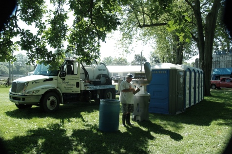 Portable toilet, portable washroom, Johnson's Sanitation Service, Sink Rentals, Septic Services, Septic Tank Pumped, Construction, Parties, Special Events, Back Yard Gatherings