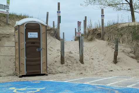 Portable toilet, portable washroom, Johnson's Sanitation Service, Sink Rentals, Septic Services, Septic Tank Pumped, Construction, Parties, Special Events, Back Yard Gatherings